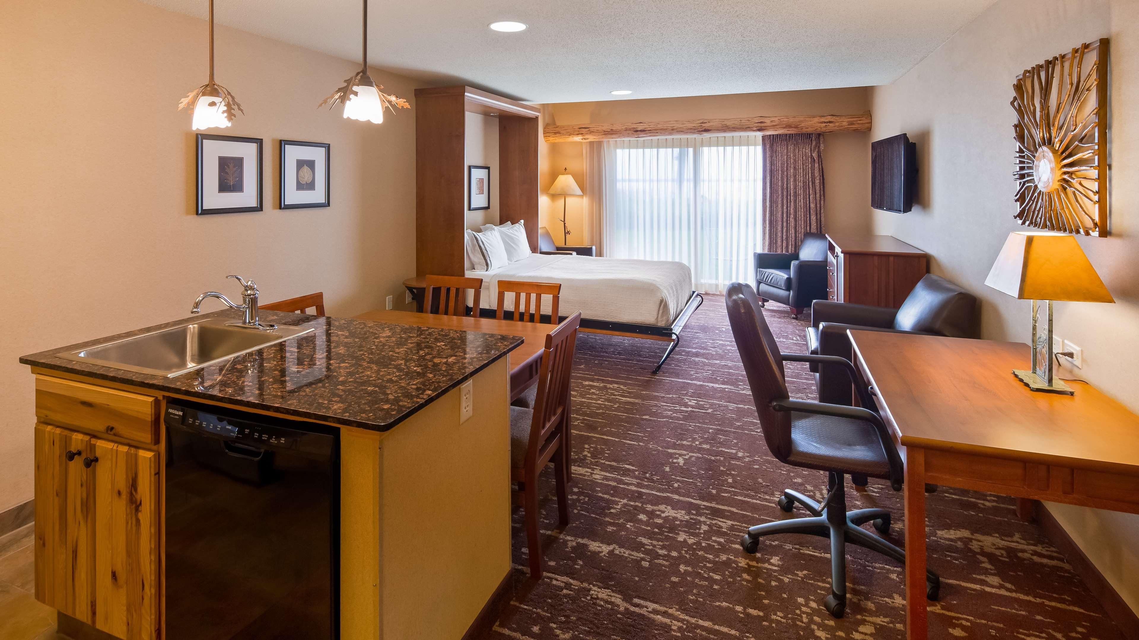 Best Western Premier The Lodge On Lake Detroit Детройт-Лейкс Экстерьер фото