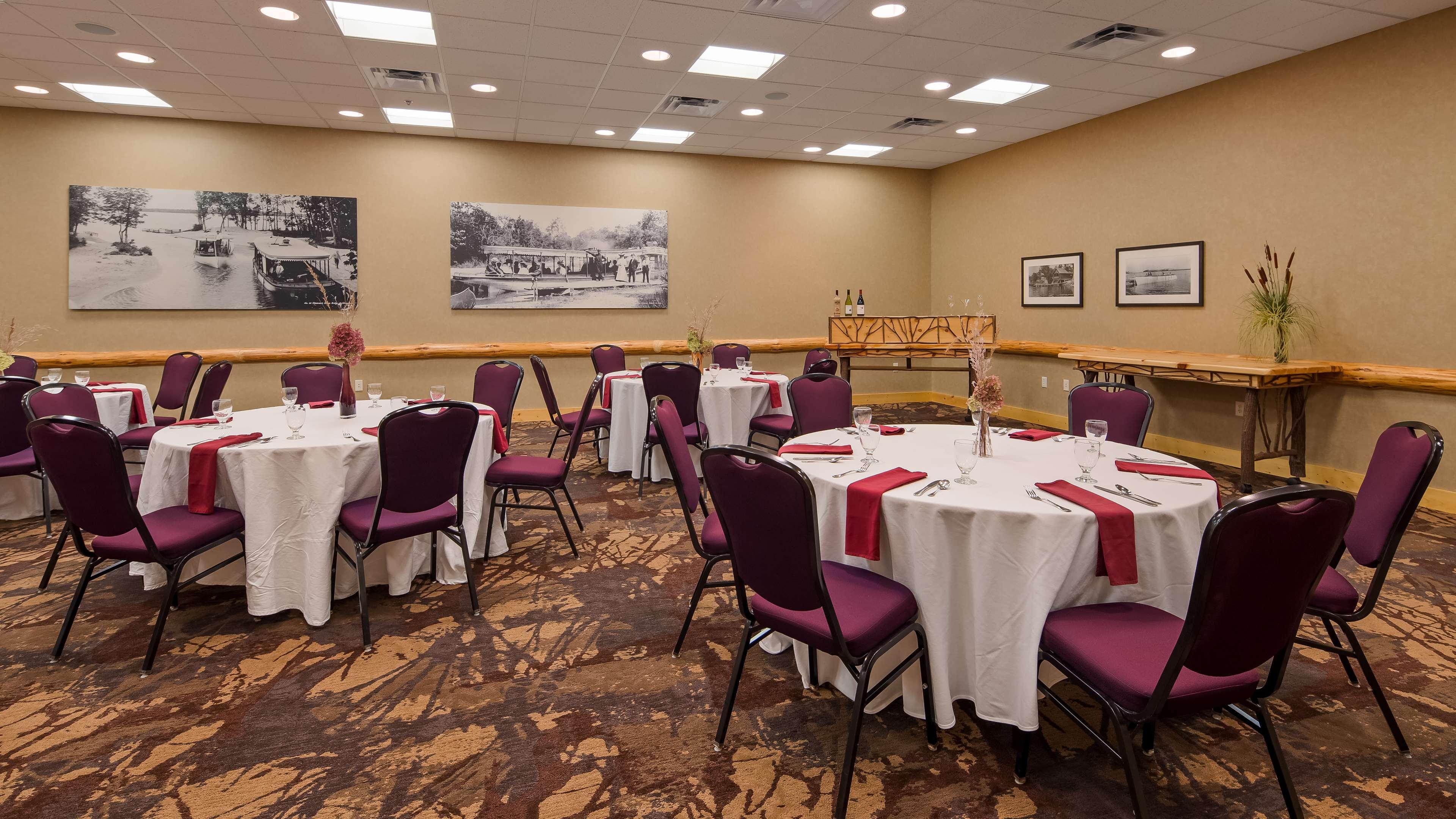 Best Western Premier The Lodge On Lake Detroit Детройт-Лейкс Экстерьер фото